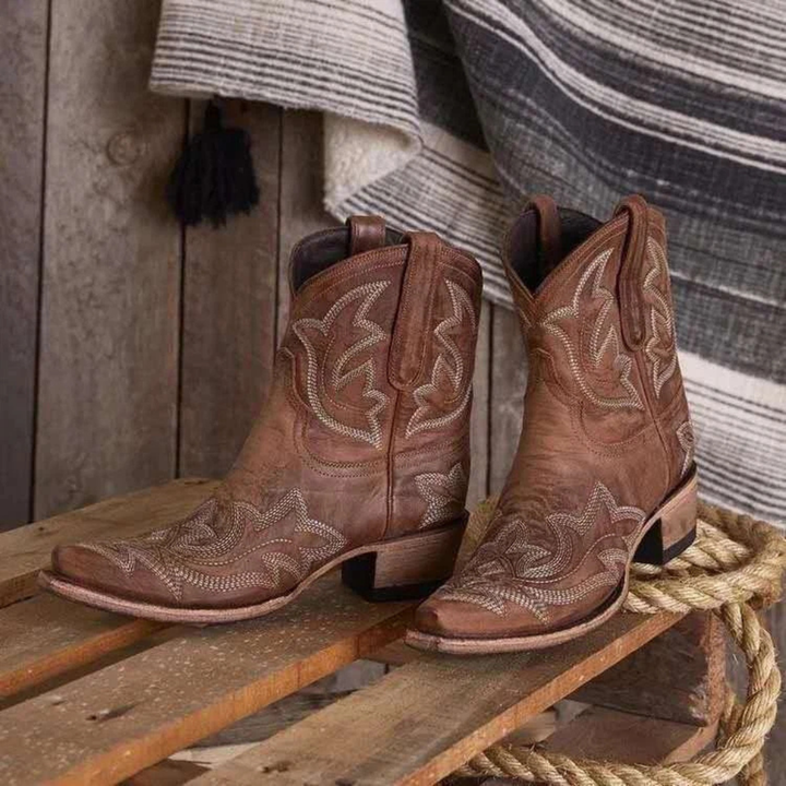 Damen Stilvolle Cowboystiefel | Westernstiefel für Elegante Looks